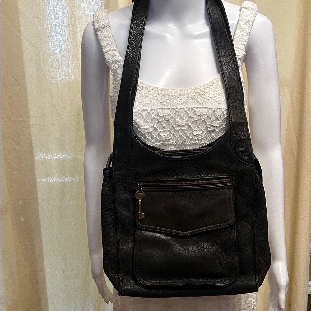 Fossil Classic Black Leather Shoulder Bag - Women's shoulder bag